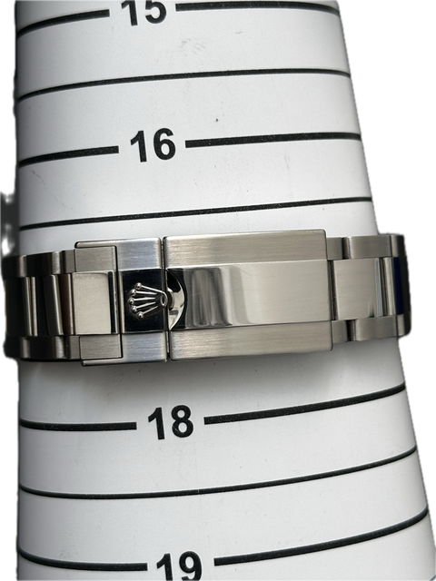 Rolex GMT Master II 116710 BLNR Image 5